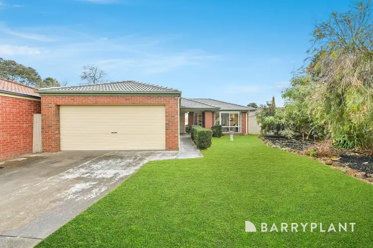 24 Balmaceda Court, Berwick VIC 3806