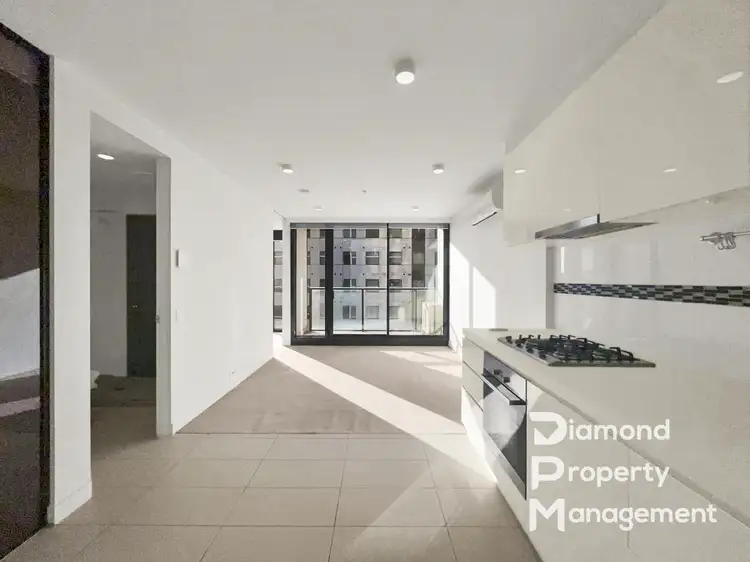 1704/33 Mackenzie Street, Melbourne VIC 3000