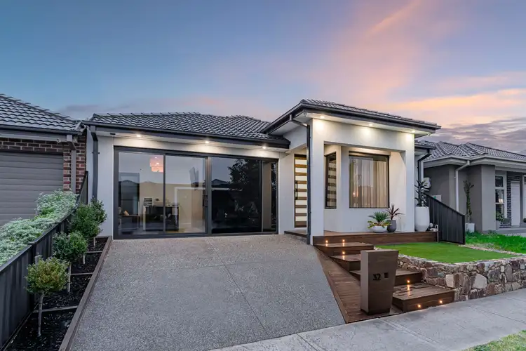 32 Riverglen Dr, Craigieburn VIC 3064