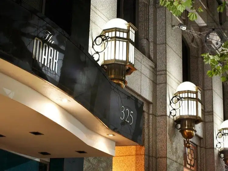 1101/325 Collins Street, Melbourne VIC 3000